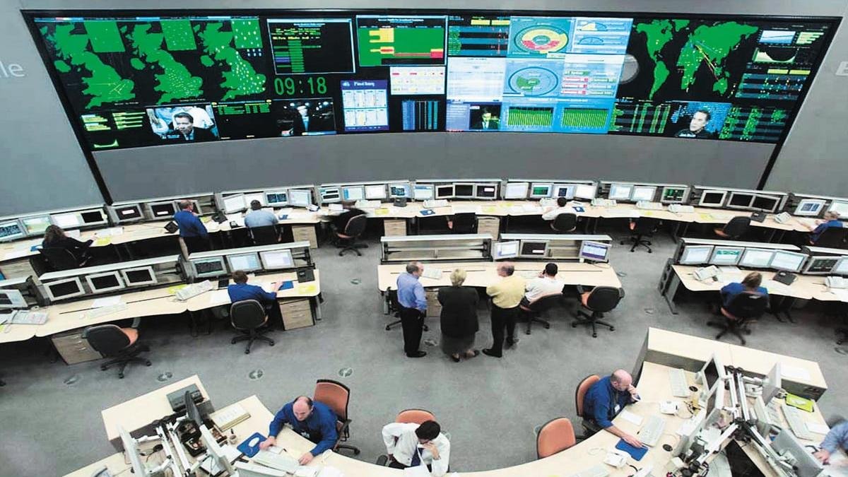 Multi-source video walls