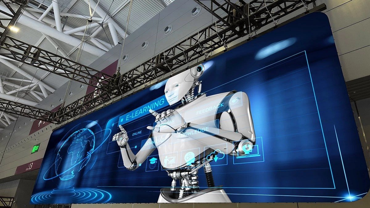 AI-Powered Outdoor Screens