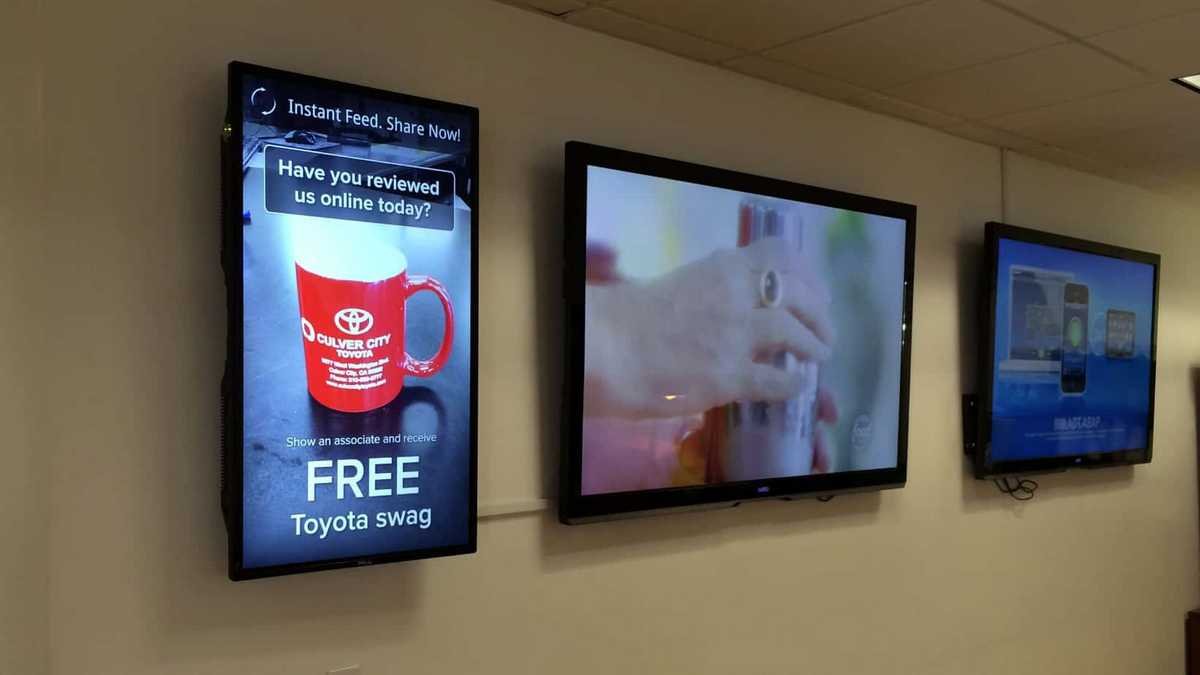 Turn Smart TV into Digital Signage