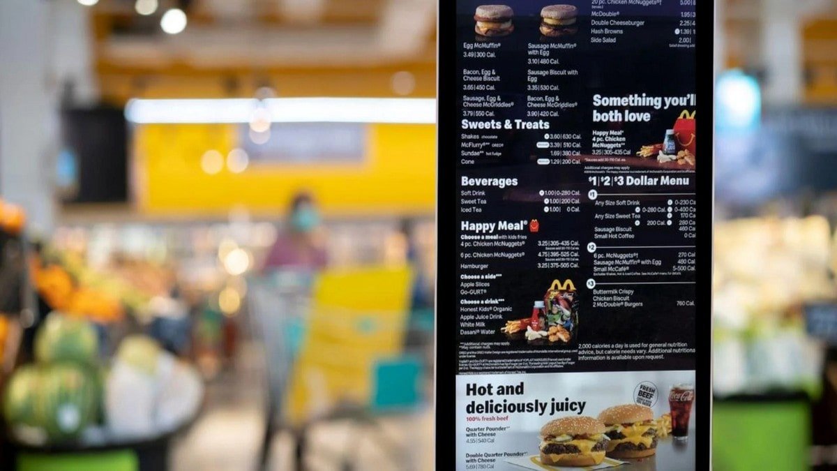 What are QSR digital signage